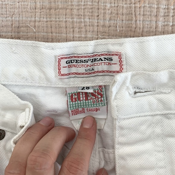Vintage Guess High-Waisted Jeans - Picture 2 of 2